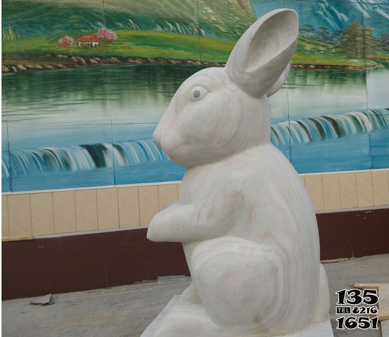 兔子雕塑-公園庭院一只白色石雕兔子雕塑 兔子雕塑-公園庭院一只白色石雕兔子雕塑高清圖片