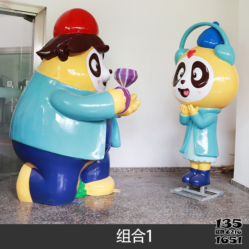 熊貓雕塑-兒童樂園情侶求婚玻璃鋼熊貓雕塑 熊貓雕塑-兒童樂園情侶求婚玻璃鋼熊貓雕塑高清圖片
