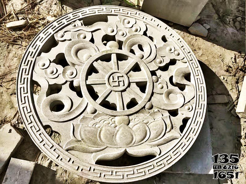 花窗雕塑-景點裝飾壁影圓形荷花鏤空窗花小品雕塑 花窗雕塑-景點裝飾壁影圓形荷花鏤空窗花小品雕塑高清圖片