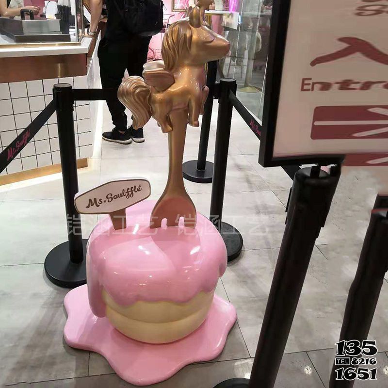 獨角獸雕塑-商場里擺放的飾品玻璃鋼創意獨角獸雕塑 獨角獸雕塑-商場里擺放的飾品玻璃鋼創意獨角獸雕塑高清圖片