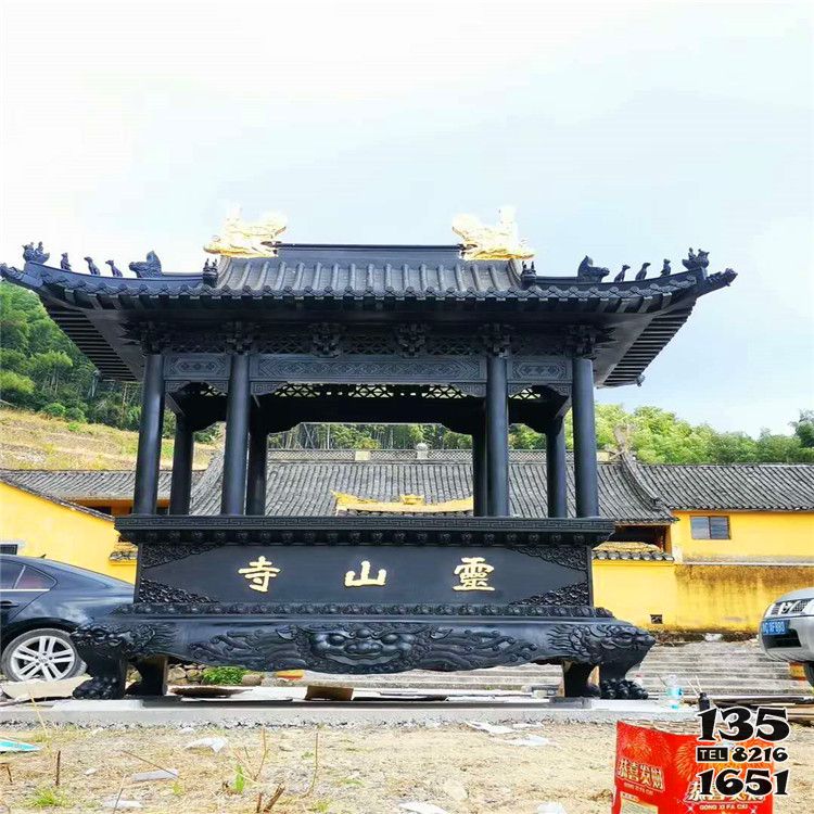 香爐雕塑-云山寺鑄鐵八柱漆金寶蓋香爐雕塑 香爐雕塑-云山寺鑄鐵八柱漆金寶蓋香爐雕塑高清圖片