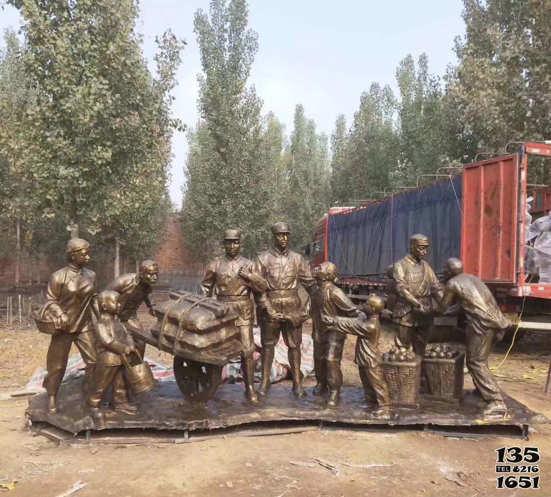 八路軍雕塑-玻璃鋼仿銅景區園林送別八路軍雕塑 八路軍雕塑-玻璃鋼仿銅景區園林送別八路軍雕塑高清圖片
