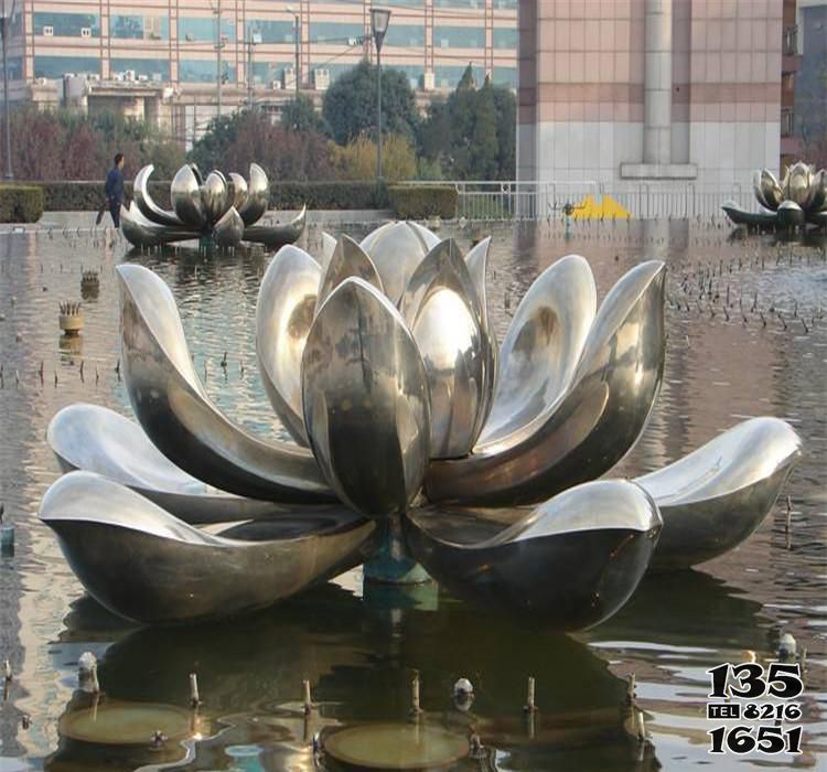 荷花雕塑-公園不銹鋼水景廣場荷花雕塑 荷花雕塑-公園不銹鋼水景廣場荷花雕塑高清圖片