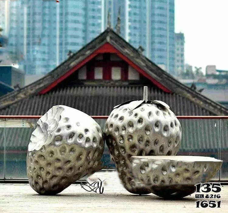 草莓雕塑-不銹鋼公園切面草莓雕塑 草莓雕塑-不銹鋼公園切面草莓雕塑高清圖片