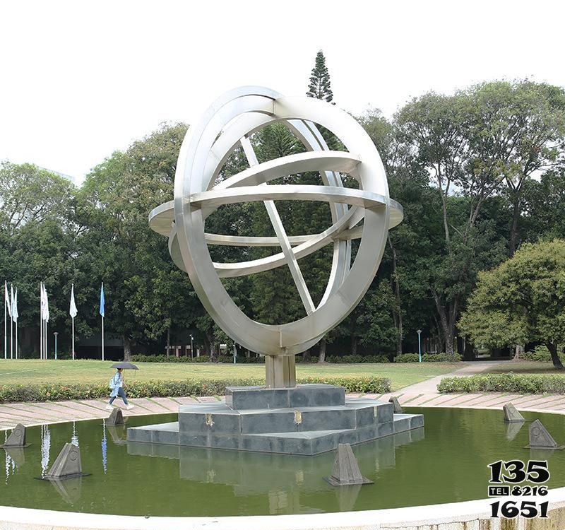 地球儀雕塑-公園創(chuàng)意鏤空抽象不銹鋼雕塑 地球儀雕塑-公園創(chuàng)意鏤空抽象不銹鋼雕塑高清圖片