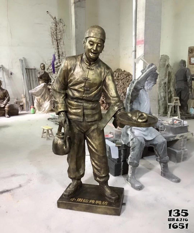 店小二雕塑-小吃鋪店小二上菜玻璃鋼噴漆人物雕塑 店小二雕塑-小吃鋪店小二上菜玻璃鋼噴漆人物雕塑高清圖片