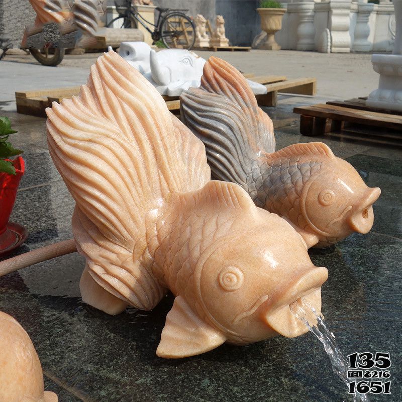 噴水雕塑-公園擺放的 金魚黃蠟石石雕噴水雕塑 噴水雕塑-公園擺放的 金魚黃蠟石石雕噴水雕塑高清圖片