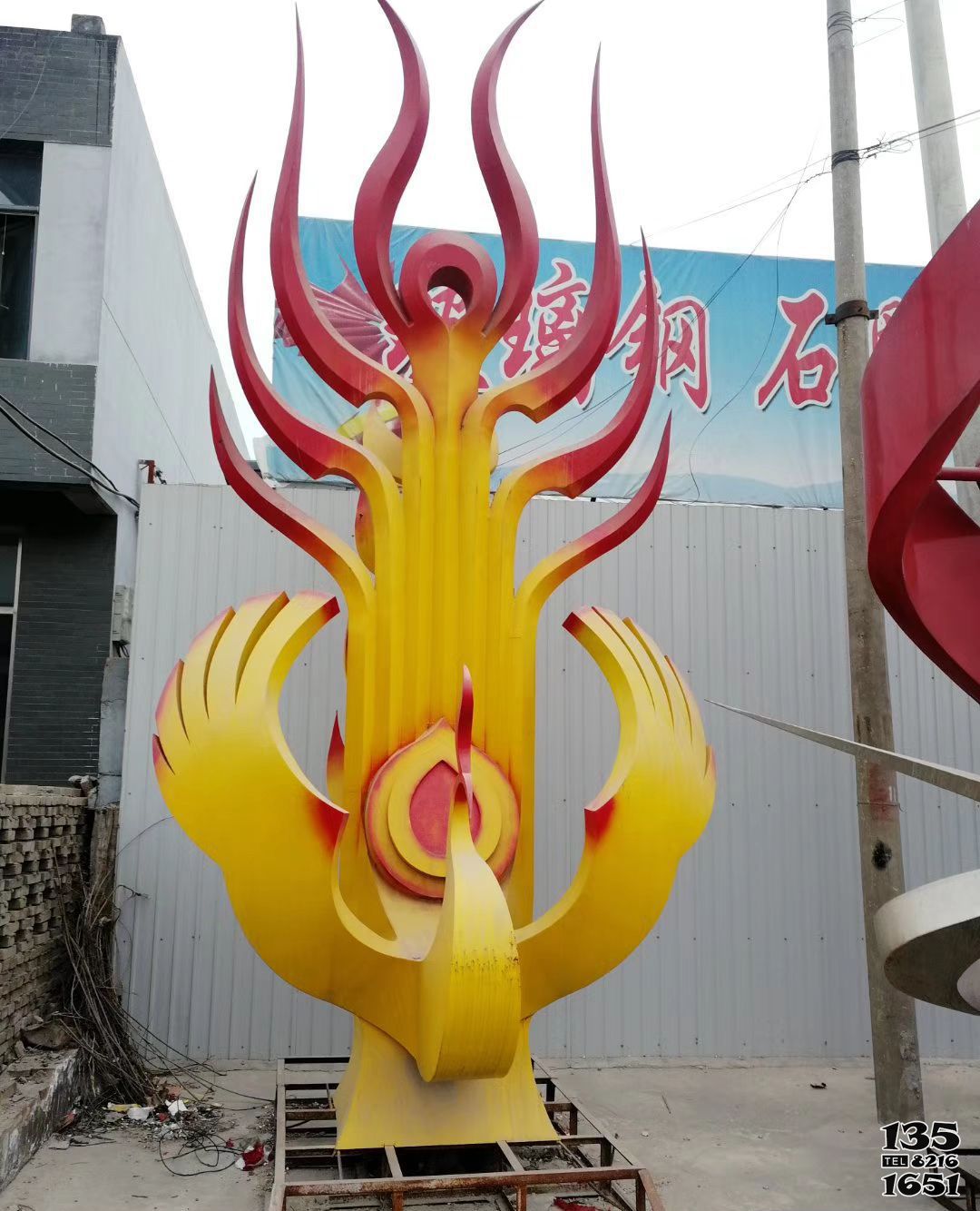 鳳凰雕塑-景區(qū)玻璃鋼抽象鳳凰雕塑 鳳凰雕塑-景區(qū)玻璃鋼抽象鳳凰雕塑