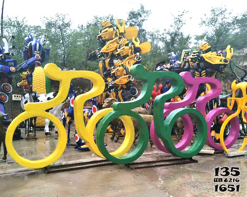 騎車雕塑-玻璃鋼雕塑體育運動雕像公園園林噴漆景觀騎車雕塑 騎車雕塑-玻璃鋼雕塑體育運動雕像公園園林噴漆景觀騎車雕塑高清圖片
