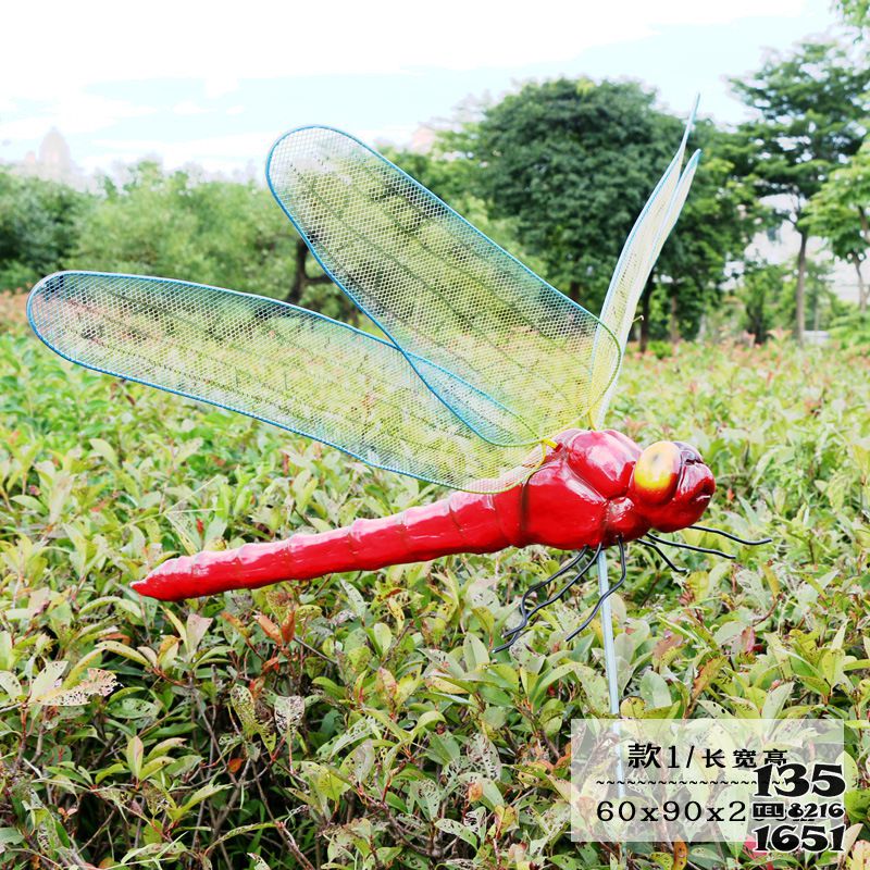 蜻蜓雕塑-花園廣場紅色玻璃鋼蜻蜓雕塑 蜻蜓雕塑-花園廣場紅色玻璃鋼蜻蜓雕塑高清圖片