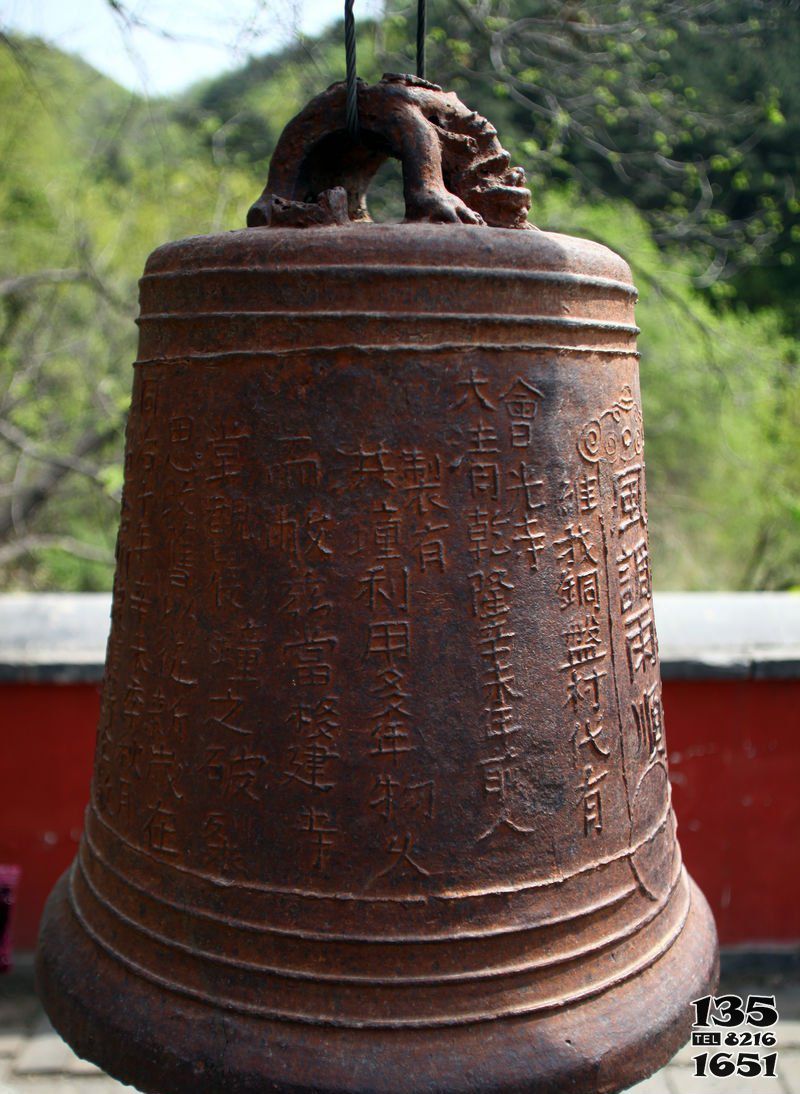 銅鐘雕塑-仿古做舊銅鐘雕塑 銅鐘雕塑-仿古做舊銅鐘雕塑高清圖片