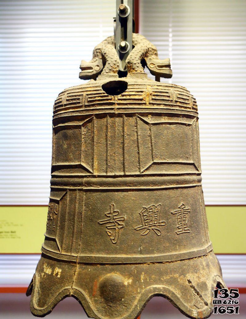 銅鐘雕塑-道觀寺院鑄造銅鐘 銅鐘雕塑-道觀寺院鑄造銅鐘高清圖片