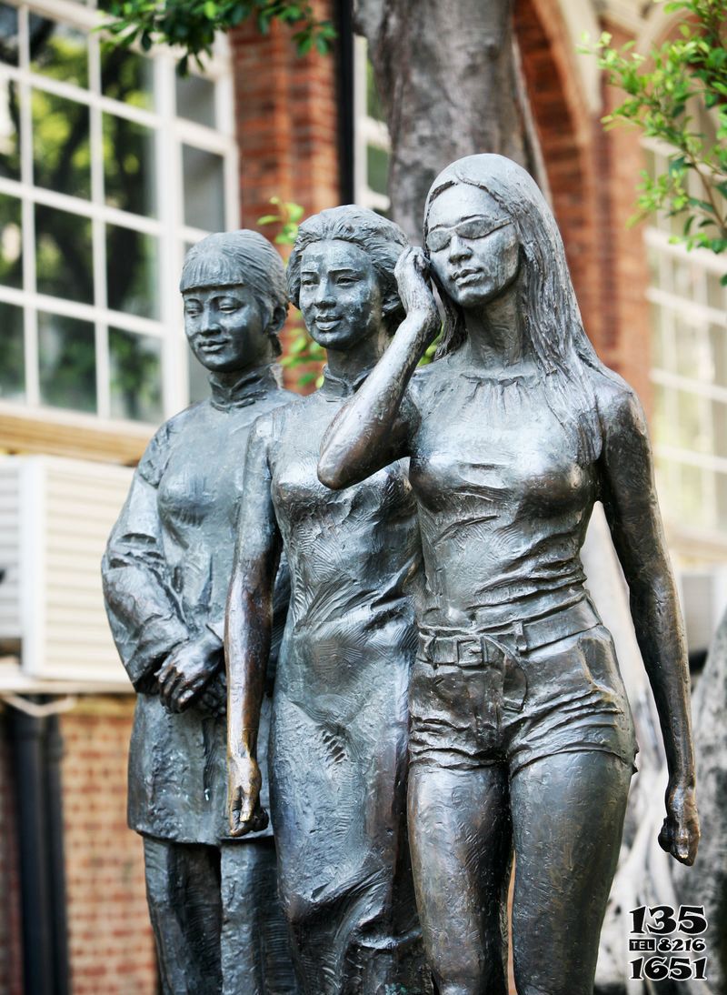 女人雕塑-景區玻璃鋼街道擦護顧南衣三個不同時代的女人雕塑 女人雕塑-景區玻璃鋼街道擦護顧南衣三個不同時代的女人雕塑