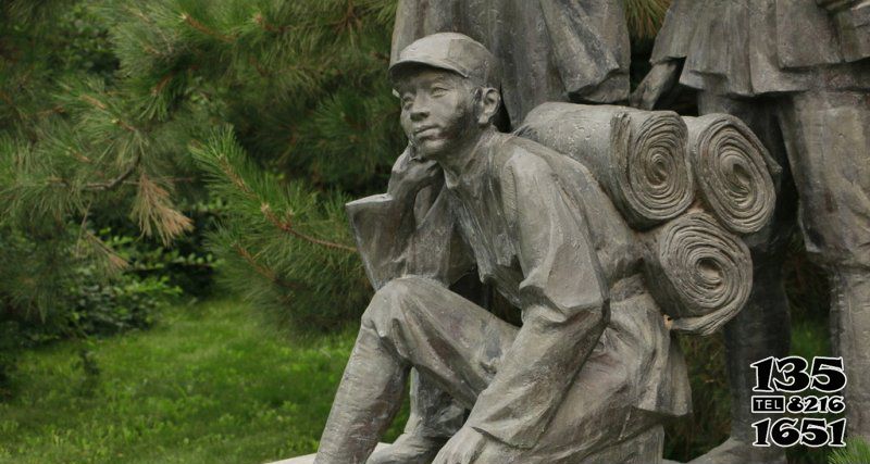 八路軍雕塑-公園背著被子人物景觀銅雕八路軍雕塑 八路軍雕塑-公園背著被子人物景觀銅雕八路軍雕塑