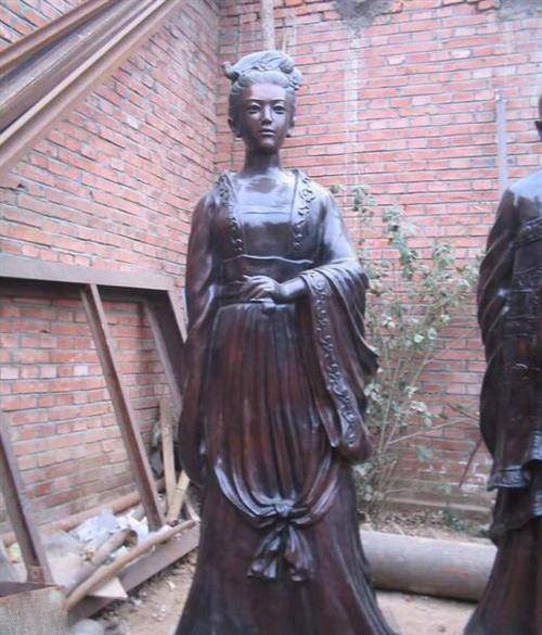 李清照雕塑-園林景區(qū)千古第一才女李清照紫銅雕 李清照雕塑-園林景區(qū)千古第一才女李清照紫銅雕高清圖片