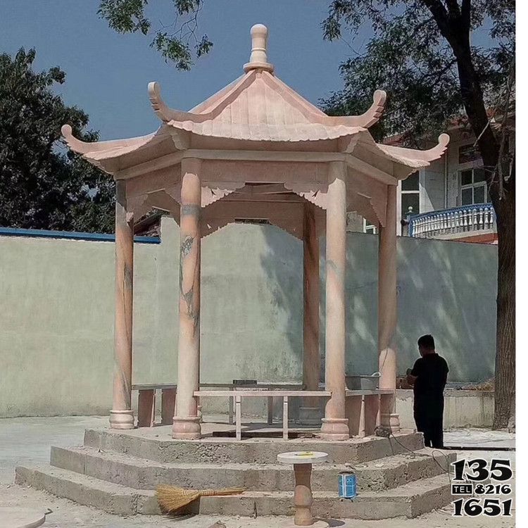 涼亭雕塑-中式園林?jǐn)[放晚霞紅六角休閑涼亭雕塑 涼亭雕塑-中式園林?jǐn)[放晚霞紅六角休閑涼亭雕塑高清圖片