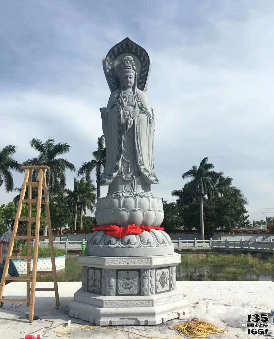 觀音雕塑-大型石雕廣場景觀雕塑戶外擺件觀音雕塑 觀音雕塑-大型石雕廣場景觀雕塑戶外擺件觀音雕塑高清圖片