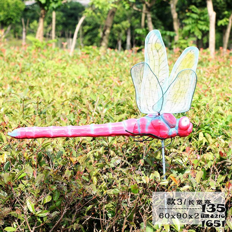 蜻蜓雕塑-學(xué)校街邊花池擺放創(chuàng)意玻璃鋼蜻蜓雕塑 蜻蜓雕塑-學(xué)校街邊花池擺放創(chuàng)意玻璃鋼蜻蜓雕塑高清圖片