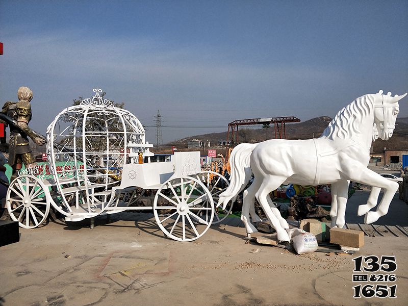 馬車雕塑-游樂場公園不銹鋼創(chuàng)意馬車雕塑 馬車雕塑-游樂場公園不銹鋼創(chuàng)意馬車雕塑高清圖片