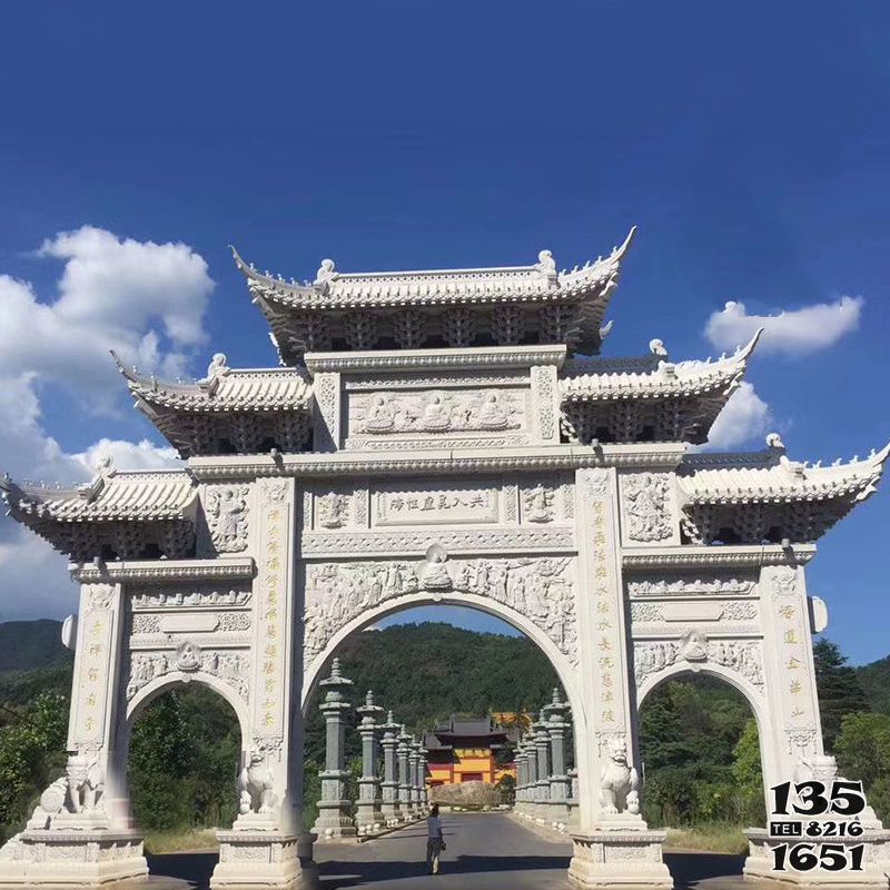 牌坊雕塑-大型漢白玉寺院景區(qū)三門石雕牌樓 牌坊雕塑-大型漢白玉寺院景區(qū)三門石雕牌樓高清圖片
