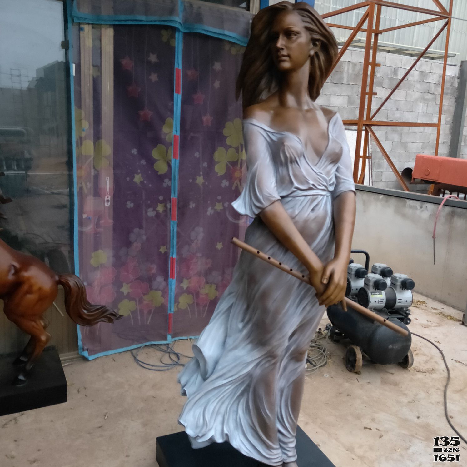 西方人物雕塑-歐式美女人物玻璃鋼雕塑擺件 西方人物雕塑-歐式美女人物玻璃鋼雕塑擺件高清圖片