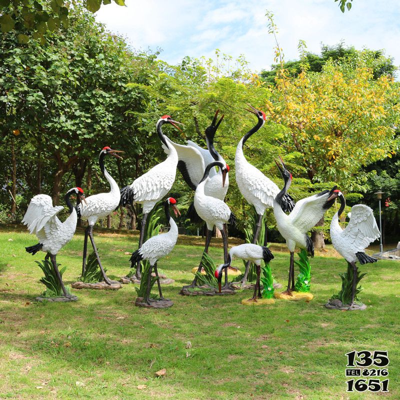 丹頂鶴雕塑-玻璃鋼彩繪公園景觀裝飾品丹頂鶴雕塑 丹頂鶴雕塑-玻璃鋼彩繪公園景觀裝飾品丹頂鶴雕塑高清圖片