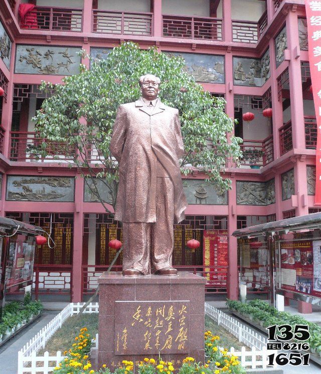 毛澤東雕塑-別墅庭院銅雕偉大領袖毛澤東雕塑 毛澤東雕塑-別墅庭院銅雕偉大領袖毛澤東雕塑高清圖片