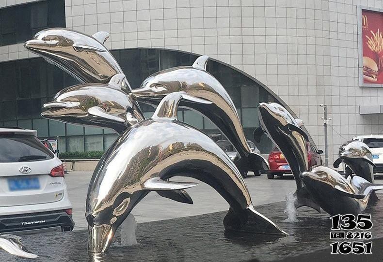 海豚雕塑-戶外噴泉一群不銹鋼海豚雕塑 海豚雕塑-戶外噴泉一群不銹鋼海豚雕塑高清圖片