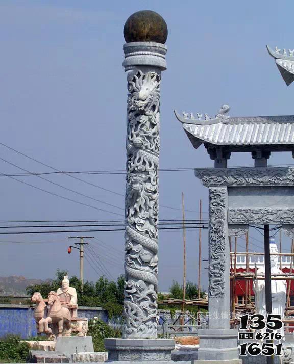 龍柱雕塑-龍形浮雕的學院廣場擺放龍柱雕塑 龍柱雕塑-龍形浮雕的學院廣場擺放龍柱雕塑高清圖片