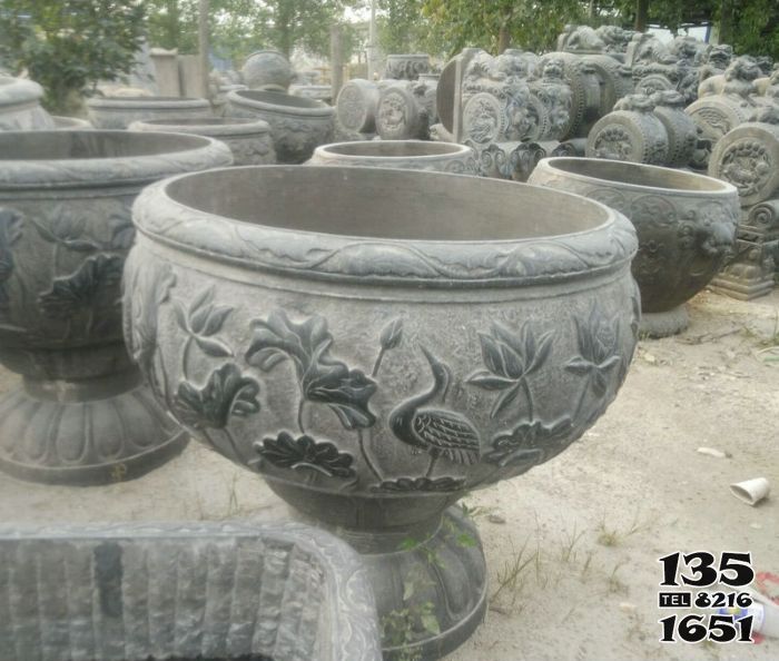 缸雕塑-庭院仿古做舊圓形蓮花浮雕缸雕塑 缸雕塑-庭院仿古做舊圓形蓮花浮雕缸雕塑高清圖片