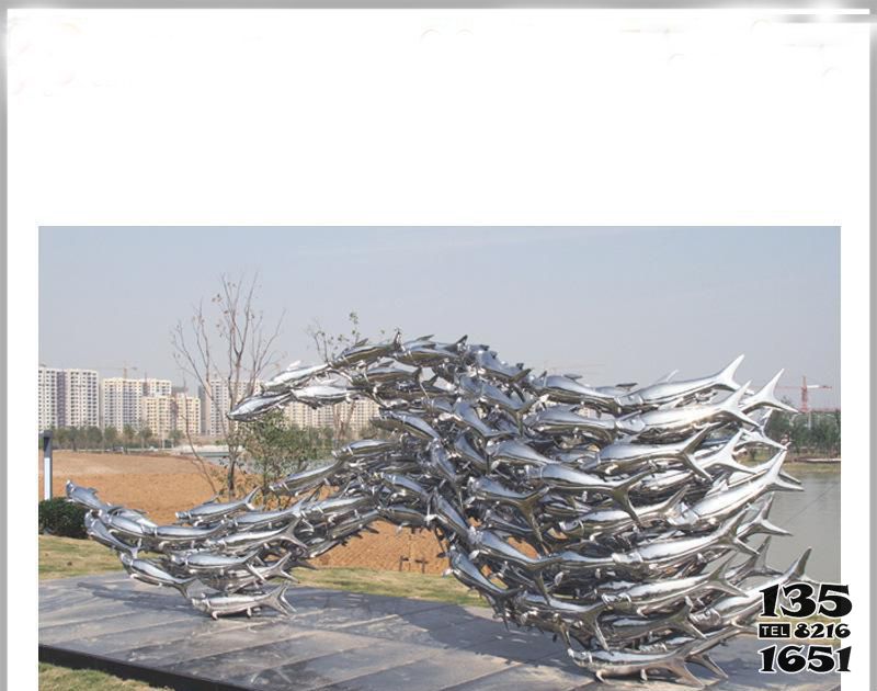魚雕塑-景區商廈一群數不清的不銹鋼魚雕塑 魚雕塑-景區商廈一群數不清的不銹鋼魚雕塑高清圖片