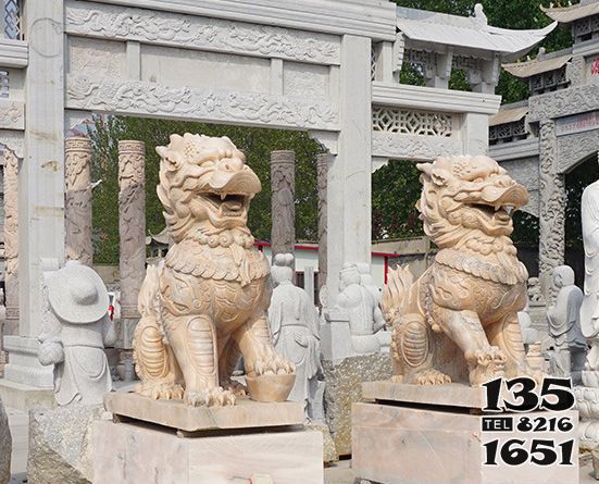 麒麟雕塑-故宮門口晚霞紅石雕神獸麒麟雕塑 麒麟雕塑-故宮門口晚霞紅石雕神獸麒麟雕塑高清圖片