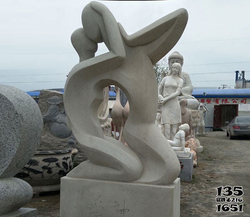 情侶雕塑-廣場石雕抽象親吻的情侶雕塑 情侶雕塑-廣場石雕抽象親吻的情侶雕塑高清圖片
