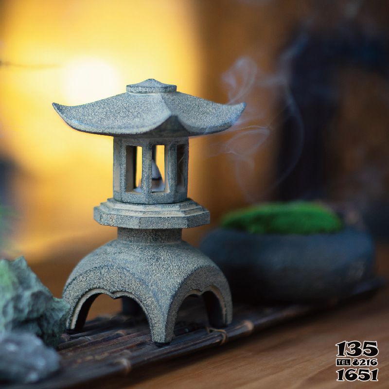 香爐雕塑-仿古青石日式庭院做舊鏤空留香香爐雕塑 香爐雕塑-仿古青石日式庭院做舊鏤空留香香爐雕塑高清圖片