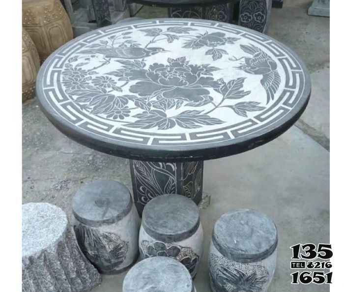 桌椅雕塑-寺院室外大理石仿古浮雕花紋石桌凳 桌椅雕塑-寺院室外大理石仿古浮雕花紋石桌凳高清圖片