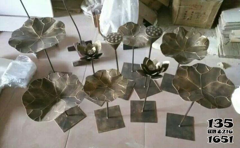 荷花雕塑-公園鍛銅荷葉荷花 雕塑 荷花雕塑-公園鍛銅荷葉荷花 雕塑高清圖片