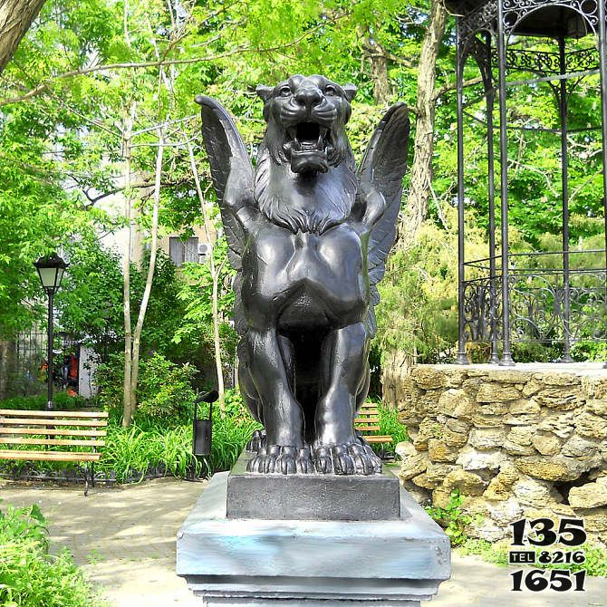 獅子雕塑-公園不銹鋼仿銅大型動物景觀會飛的獅子雕塑 獅子雕塑-公園不銹鋼仿銅大型動物景觀會飛的獅子雕塑高清圖片