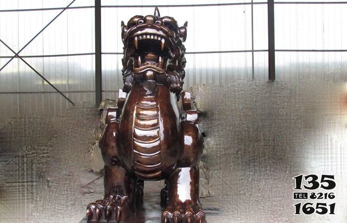 獬豸雕塑-公園擺放的張嘴大嘴的玻璃鋼噴漆獬豸雕塑 獬豸雕塑-公園擺放的張嘴大嘴的玻璃鋼噴漆獬豸雕塑高清圖片