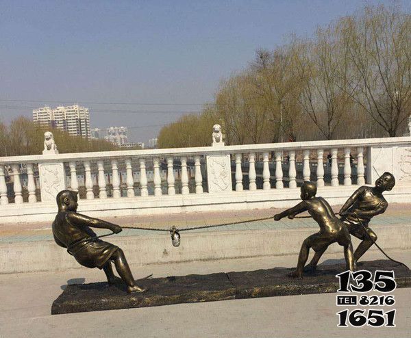 拔河雕塑-學(xué)校廣場擺放兒童拔河玻璃鋼雕塑 拔河雕塑-學(xué)校廣場擺放兒童拔河玻璃鋼雕塑高清圖片