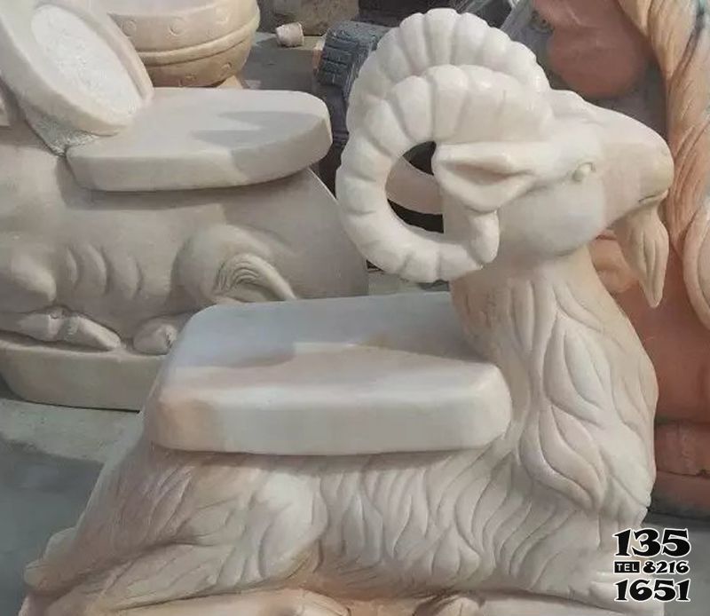 座椅雕塑-景區園林擺放晚霞紅大理石綿羊座椅雕塑 座椅雕塑-景區園林擺放晚霞紅大理石綿羊座椅雕塑高清圖片