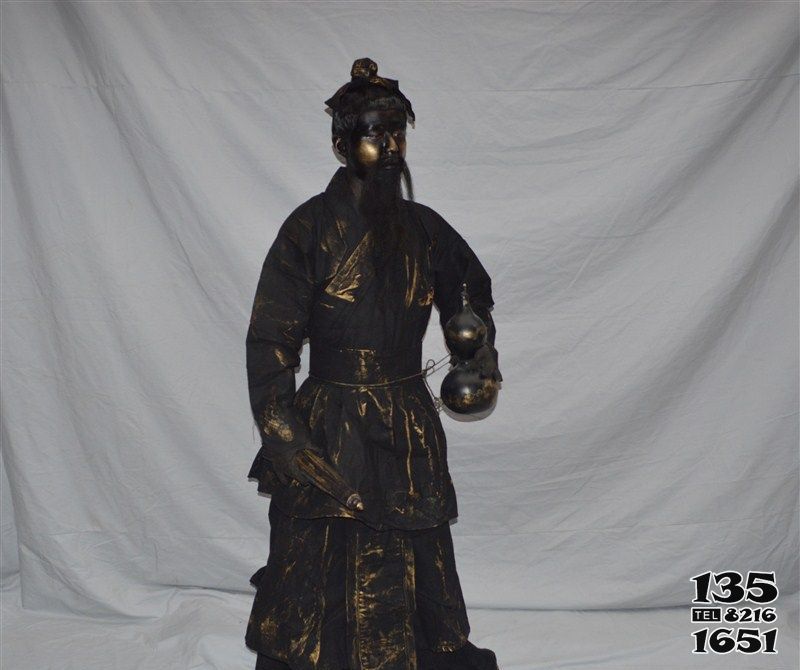 葫蘆雕塑-拿著葫蘆的道士古代人物銅雕葫蘆雕塑 葫蘆雕塑-拿著葫蘆的道士古代人物銅雕葫蘆雕塑高清圖片