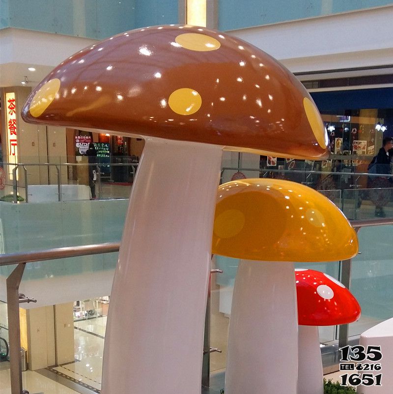 蘑菇雕塑-商場室內裝飾擺放玻璃鋼蘑菇雕塑美陳 蘑菇雕塑-商場室內裝飾擺放玻璃鋼蘑菇雕塑美陳高清圖片