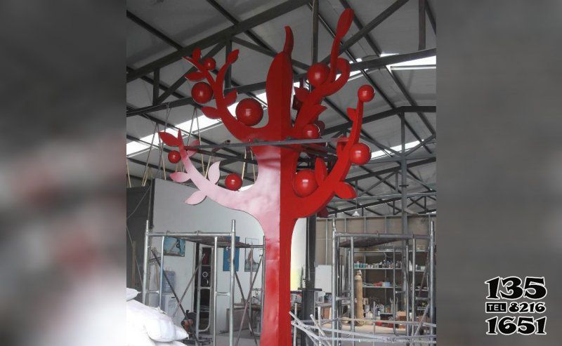 樹雕塑-小區(qū)廣場(chǎng)紅色樹不銹鋼雕塑 樹雕塑-小區(qū)廣場(chǎng)紅色樹不銹鋼雕塑高清圖片