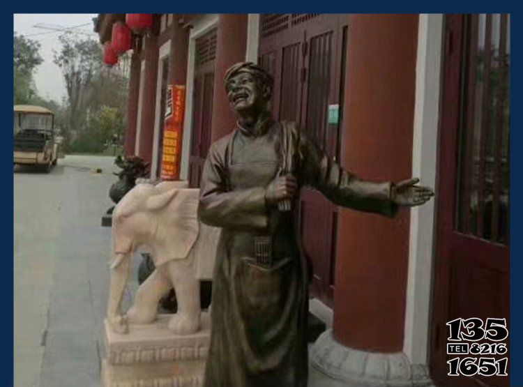 店小二雕塑-景區廣場酒店迎賓店小二人物玻璃鋼雕塑 店小二雕塑-景區廣場酒店迎賓店小二人物玻璃鋼雕塑高清圖片