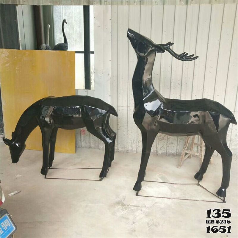 鹿雕塑-幾何黑色戶外街道景觀裝飾品鹿雕塑 鹿雕塑-幾何黑色戶外街道景觀裝飾品鹿雕塑高清圖片