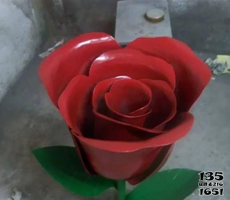 玫瑰雕塑-玻璃鋼創意紅色玫瑰花雕塑 玫瑰雕塑-玻璃鋼創意紅色玫瑰花雕塑高清圖片