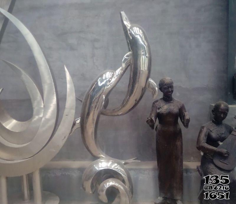 彈奏人物雕塑-廣場人物銅雕彈雕塑 彈奏人物雕塑-廣場人物銅雕彈雕塑高清圖片