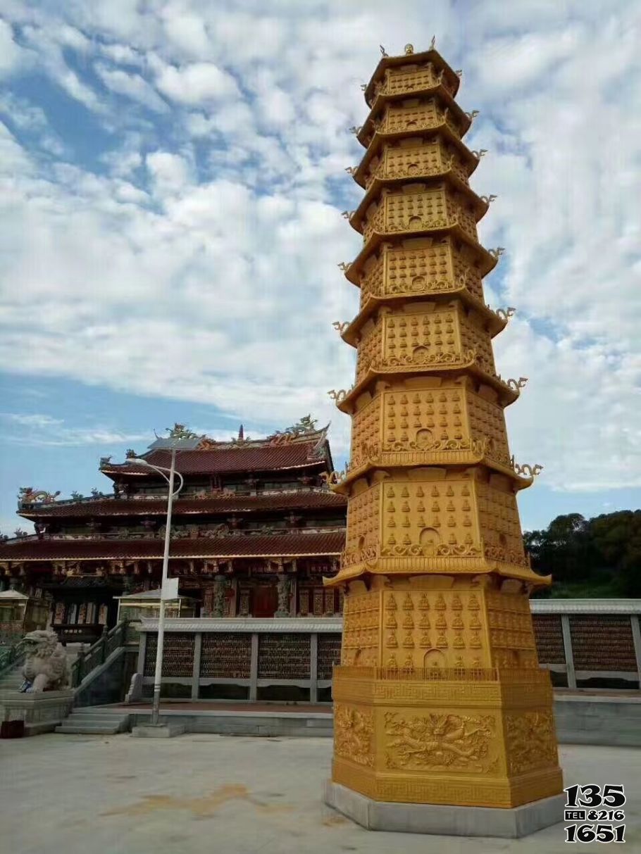 佛塔雕塑-園林景區鑄鐵千佛塔漆金浮雕 佛塔雕塑-園林景區鑄鐵千佛塔漆金浮雕高清圖片
