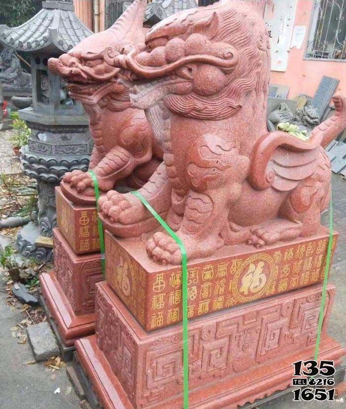 獨(dú)角獸雕塑-庭院招財(cái)神獸晚霞紅石雕獨(dú)角獸雕塑 獨(dú)角獸雕塑-庭院招財(cái)神獸晚霞紅石雕獨(dú)角獸雕塑高清圖片