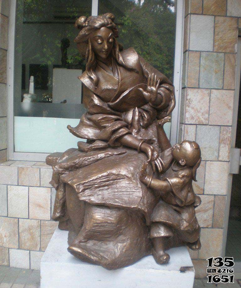 母子雕塑-景區(qū)創(chuàng)意玻璃鋼仿銅玩耍的母子雕塑 母子雕塑-景區(qū)創(chuàng)意玻璃鋼仿銅玩耍的母子雕塑高清圖片
